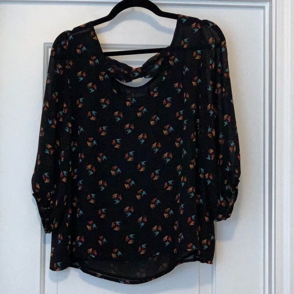 Gently Worn a.n.a Scooped Neck Semi Sheer Dark Blue Bird Print Blouse - Picture 6 of 8